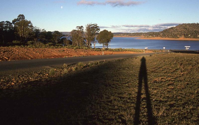 RWT 0079 083-28 Australia Top of Tazzie Moonrise.jpg